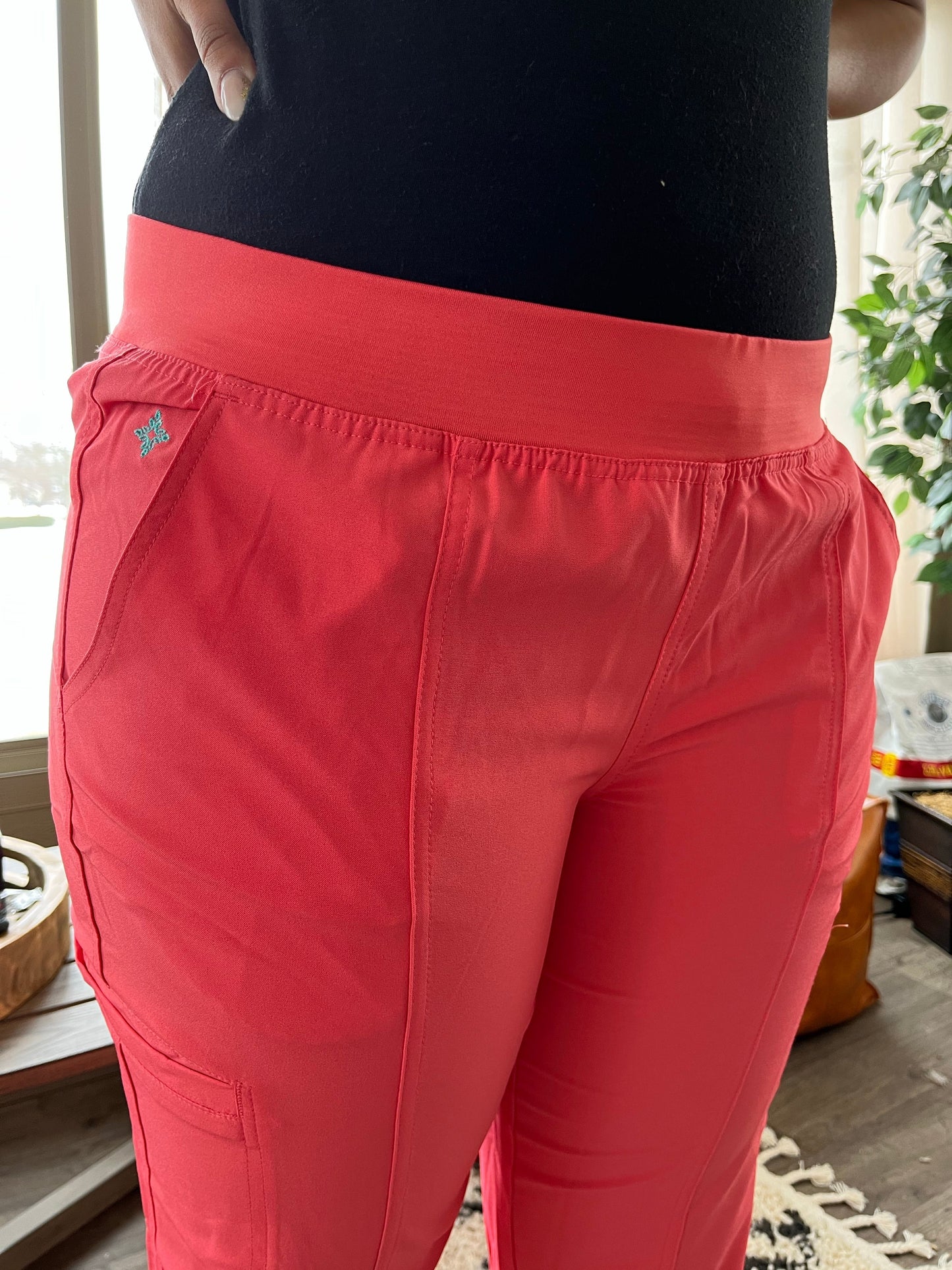 Sophia Sport Pant- Coral
